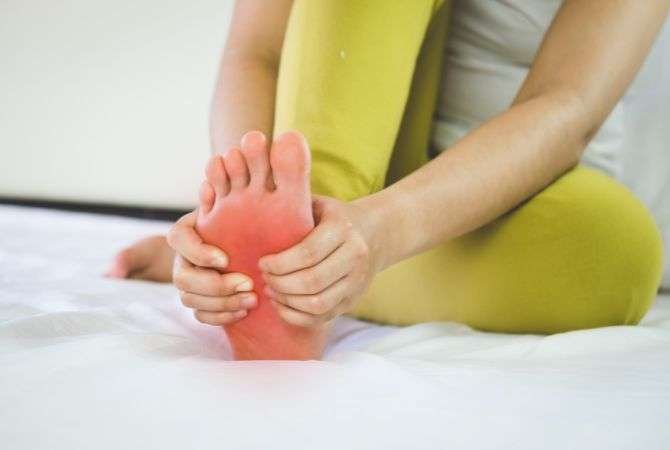 patient with Foot pain seeking chiropractic care